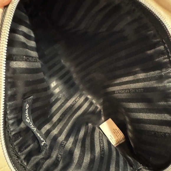 Victoria's Secret Pink Cosmetic Bag Set - Picture 16 of 16